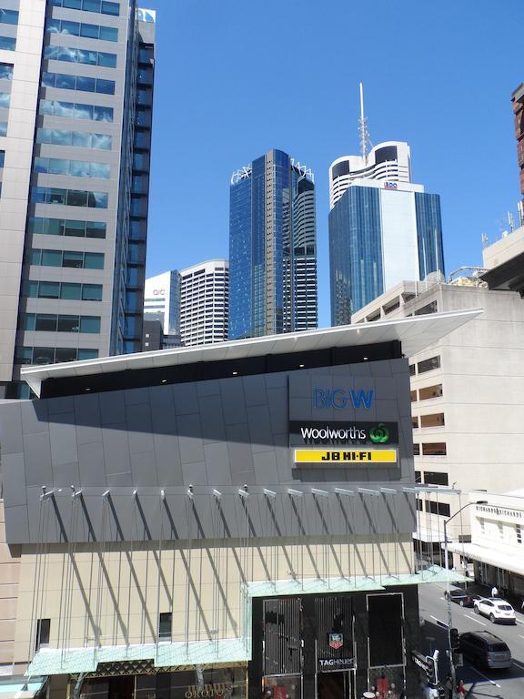 Base Brisbane Embassy Hostel Εξωτερικό φωτογραφία