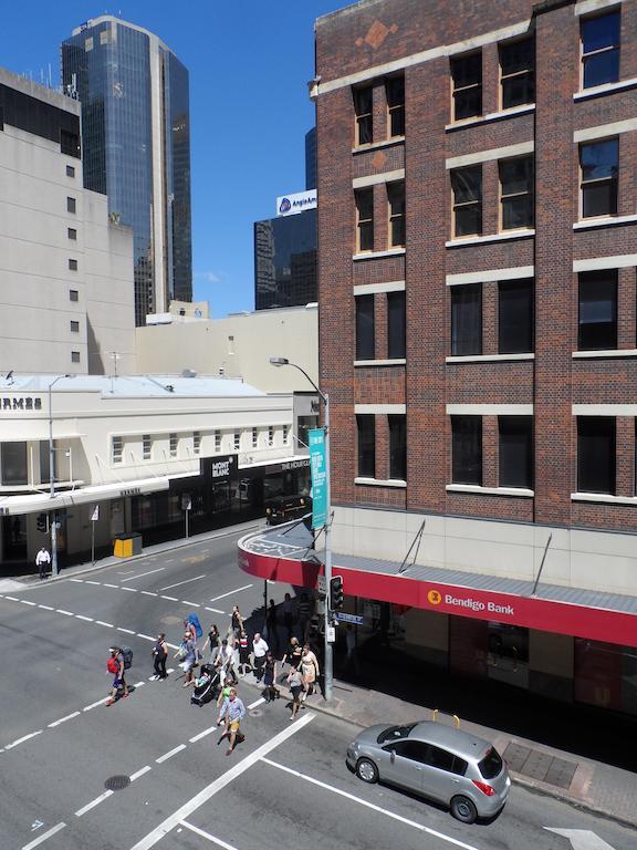 Base Brisbane Embassy Hostel Εξωτερικό φωτογραφία