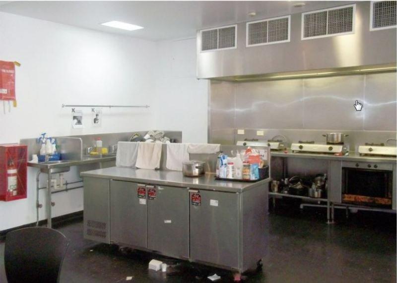 Base Brisbane Embassy Hostel Εξωτερικό φωτογραφία