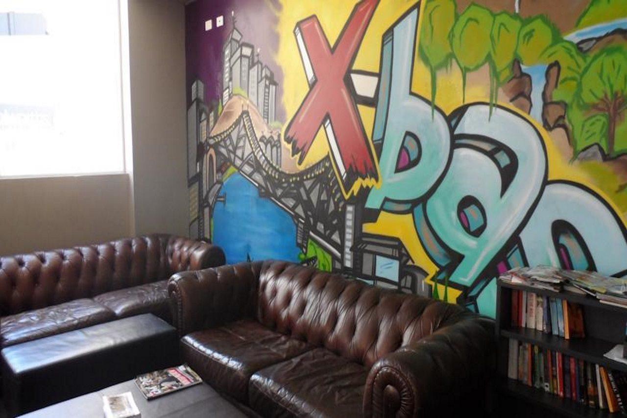 Base Brisbane Embassy Hostel Εξωτερικό φωτογραφία